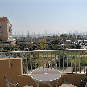 Studio Vue Mer Port De Appartement