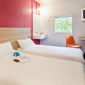 F1 Hotel Vannes